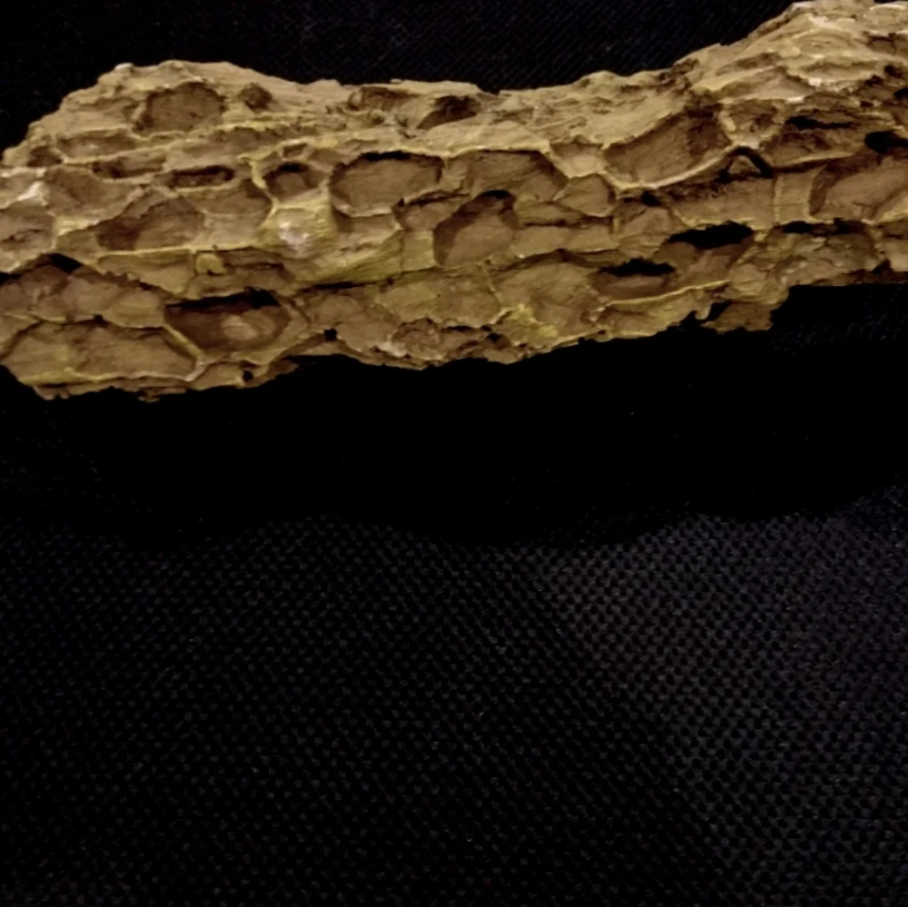 Synthetic Resin Tan-Colored Driftwood Natural Brown Reptile Habitat Decor